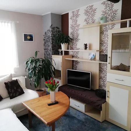 Ferienwohnung Zur Alten Schule プリッツヴァルク エクステリア 写真